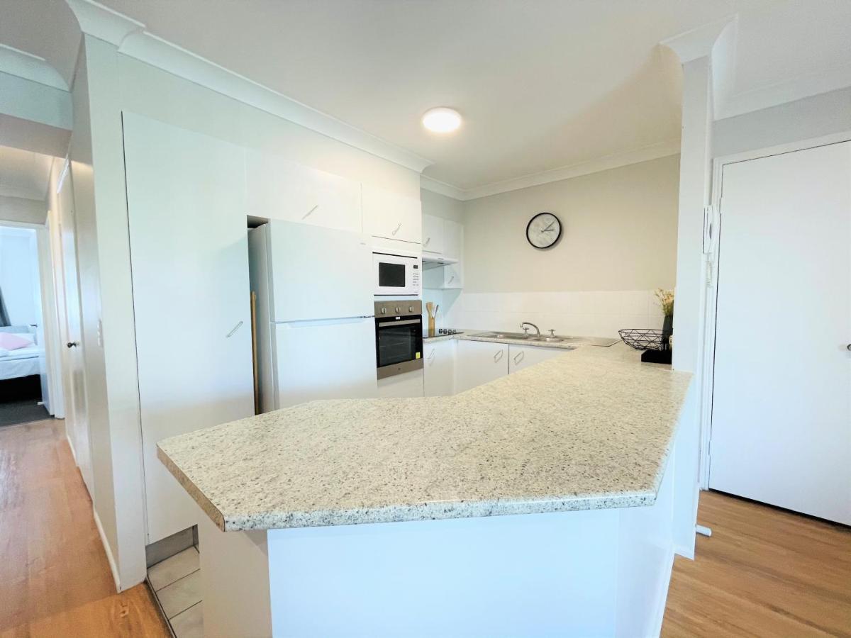 Hotel Surfers Tradewinds Gold Coast Exterior foto